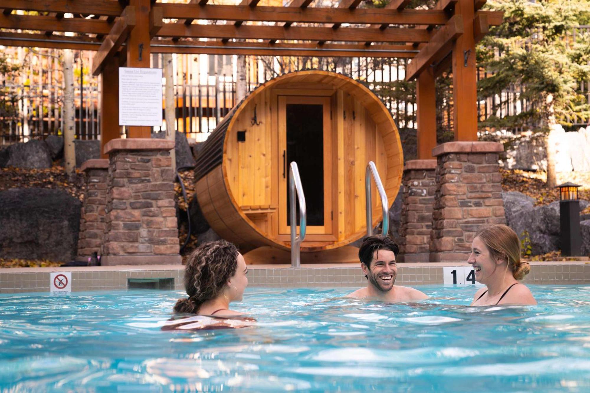 The Raven Suite At Stoneridge Mountain Resort Canmore Buitenkant foto