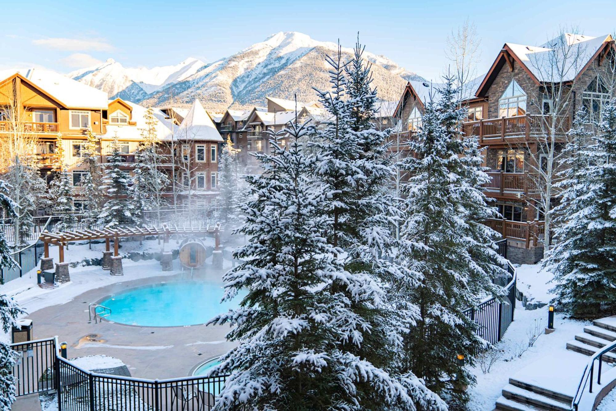 The Raven Suite At Stoneridge Mountain Resort Canmore Buitenkant foto